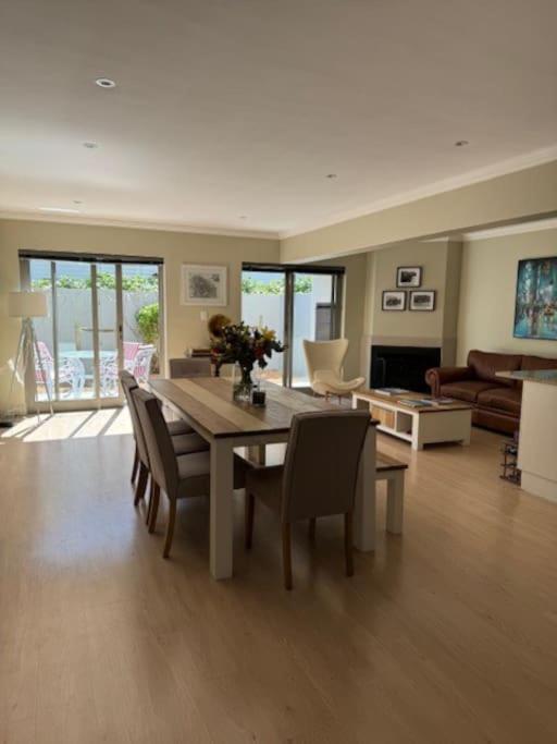 Ferienhaus Luxury Townhouse In *