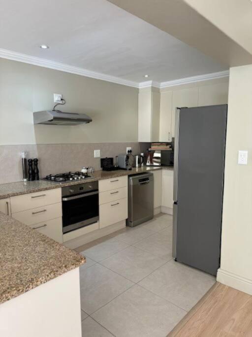 Luxury Townhouse In Ferienhaus Stellenbosch
